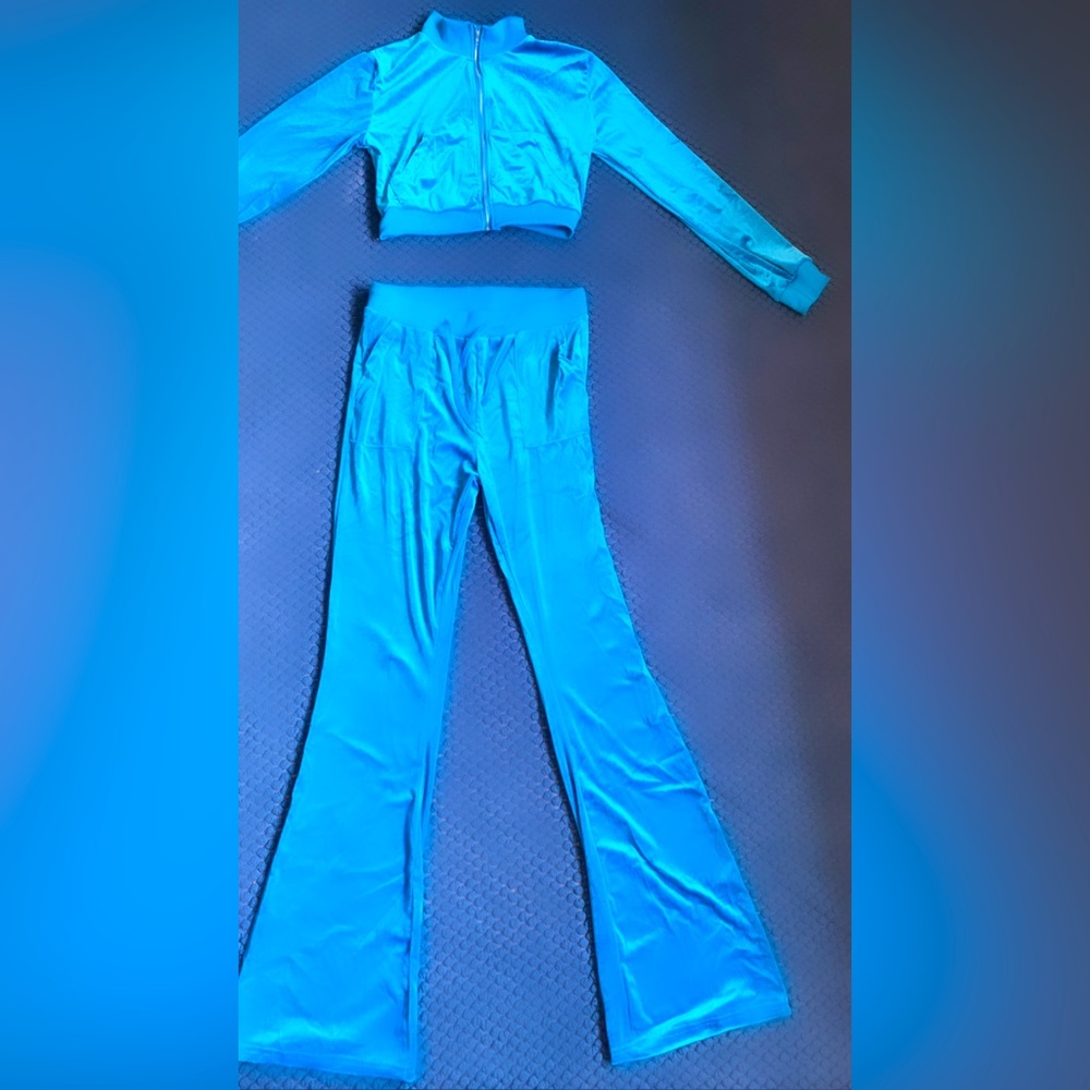 Women’s Velour Tracksuit Two Piece